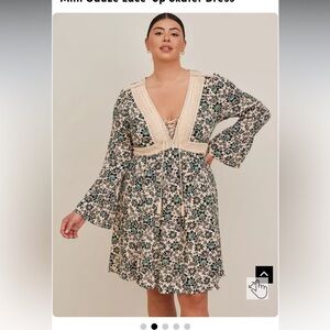 Torrid Floral Lace-Up Skater Dress - Black and Cream size 2